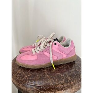 verbenas • sora sneaker